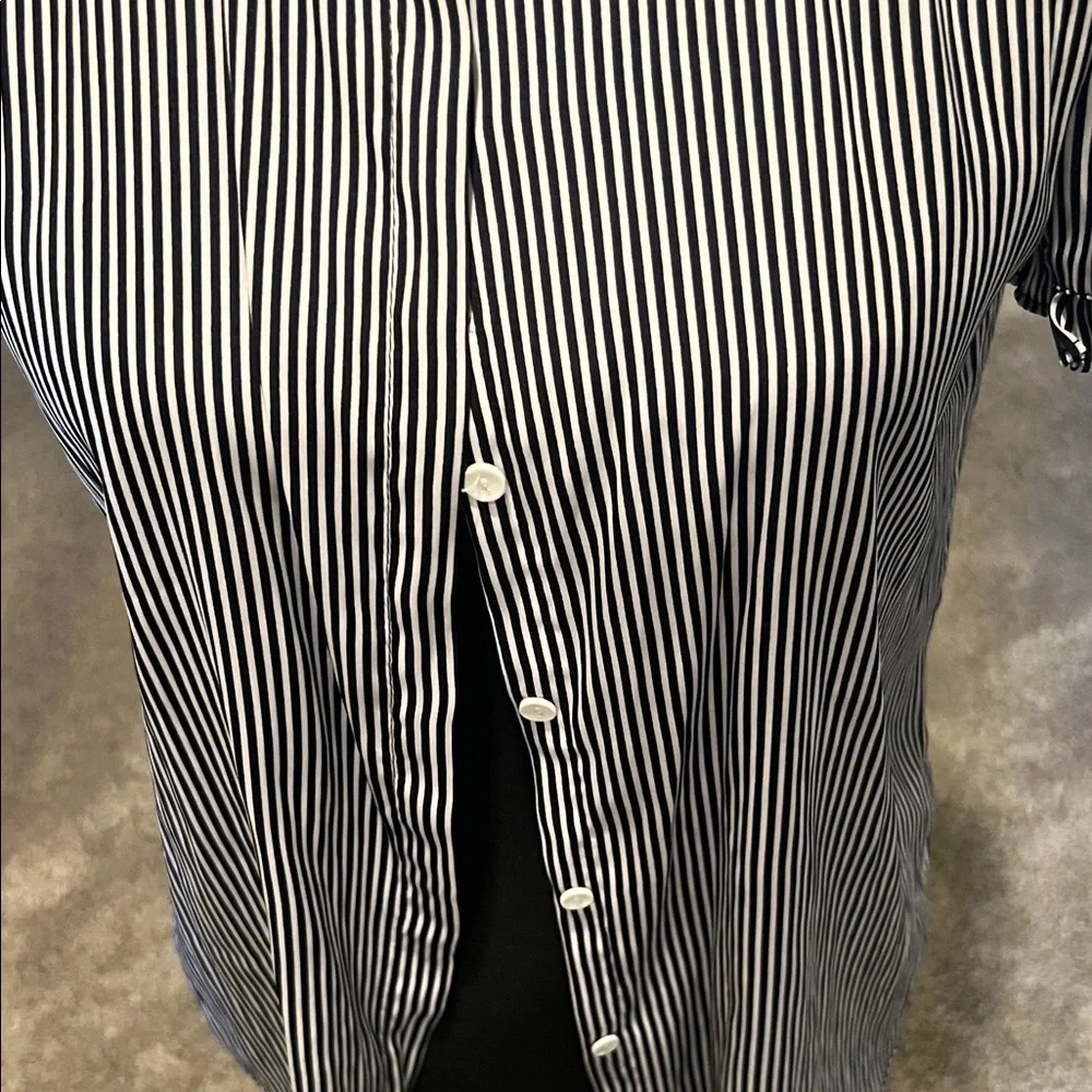 T Tahari Black and White Striped Button Down Shirt - Picture 5 of 10